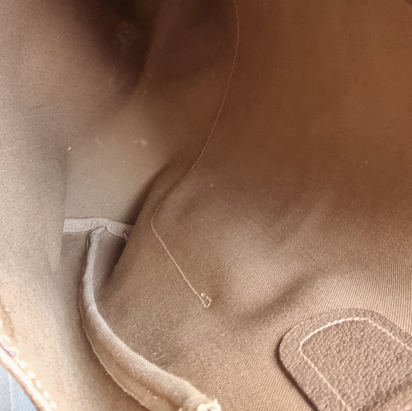 GUCCI WEB TOTE (MINOR HANDLE FRAY & CORNER ABRASION) - Picture 8 of 12